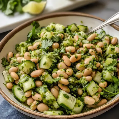 Marinierter Koriander-Limetten-Bohnensalat